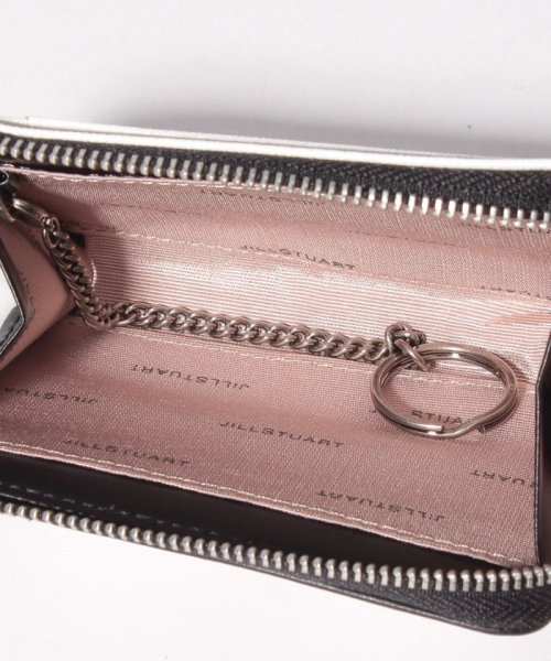 ノスタルジア チェーン付き2つ折りウォレット ジルスチュアート ウォレット Jillstuart Wallet D Fashion ノスタルジア チェーン付き2つ折りウォレット ジルスチュアート ウォレット Jillstuart Wallet D Fashion