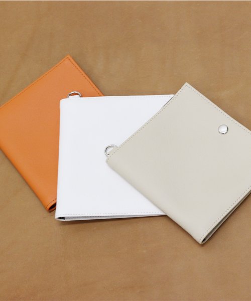 マスクケース 抗菌 日本製 おしゃれ 持ち運び 制菌 マスク収納 かわいい 折りたたみ 国産 レザー コンパクト スマート 携帯用 おでかけ Lirio Blanco Lirio Blanco D Fashion