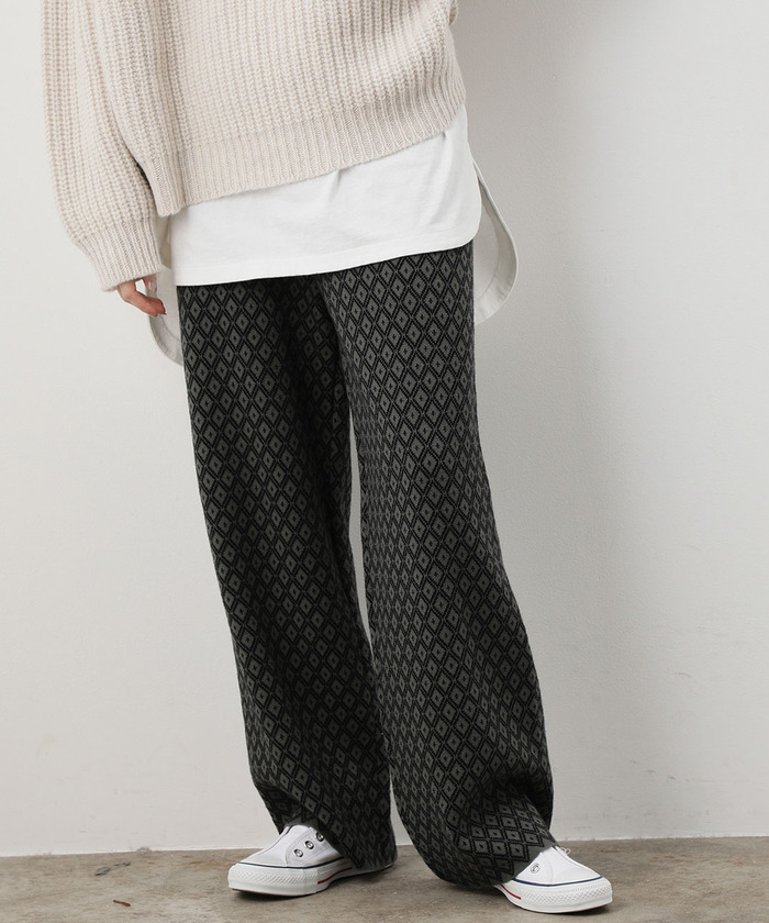 セール 30%OFF】【WEB限定】ダイヤ柄ジャカードニットパンツ