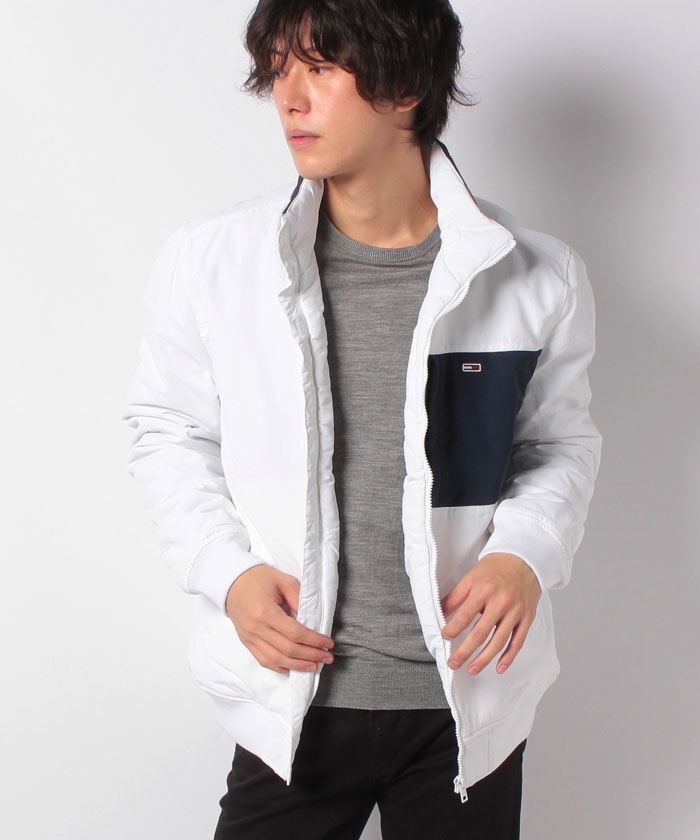セール】トミージーンズ TOMMY JEANS カラーブロックパデット セール】トミージーンズ TOMMY JEANS カラーブロックパデット