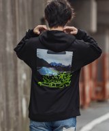 Mark Gonzales マーク ゴンザレス イラストプリント プルオーバー パーカー メンズ かっこいい おしゃれ ストリート ブランド Mgo 031w Shiffon シフォン 通販 マジェスティック スウェットパーカー プルオーバー フロントプリントロゴ Letempsdescerises Concerts Ch