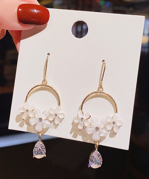 セール30 Off ピアス レディース 揺れる フックピアス 大ぶり モチーフピアス 花 可愛い イヤリング 人気アクセサリー 二次会 結婚式 ショッピングゴー Shoppinggo D Fashion セール30 Off ピアス レディース 揺れる フックピアス 大ぶり モチーフピアス 花 可愛い イヤリング 人気アクセサリー 二次会 結婚式 ショッピングゴー Shoppinggo D Fashion