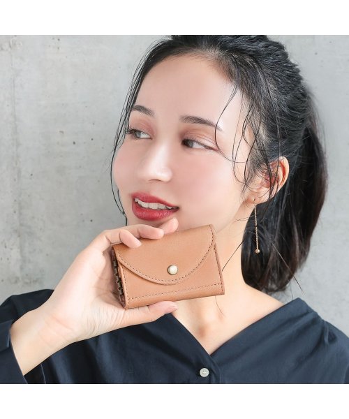 キーケース レディース 人気 ブランド 本革 牛革 革 おしゃれ 車 スマートキー対応 日本製 4連 女性用 無地 nafka NFK-72106(503245680) | ナフカ(nafka) - d fashion キーケース レディース 人気 ブランド 本革 牛革 革 おしゃれ 車 スマートキー対応 日本製 4連 女性用 無地 nafka NFK-72106(503245680) | ナフカ(nafka) - d fashion