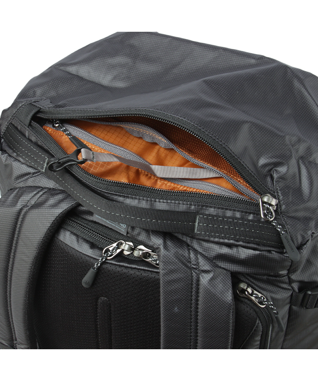 極美品 GREGORY 大容量 バックパック compass 40 ブラック GREGORY グレゴリー リュック 通学 通勤 メンズ レディース