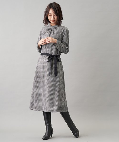 セール 48 Off 千鳥格子柄ハイネックワンピース レリアンプラスハウス Leilian Plus House D Fashion