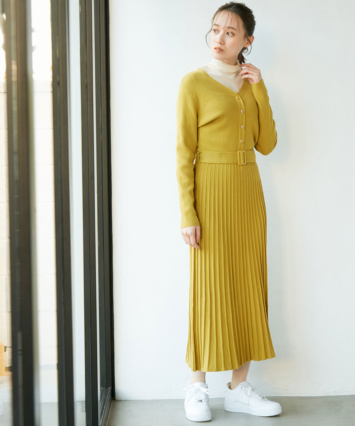 セール 30%OFF】ベルト付きプリーツニットワンピース(503674599