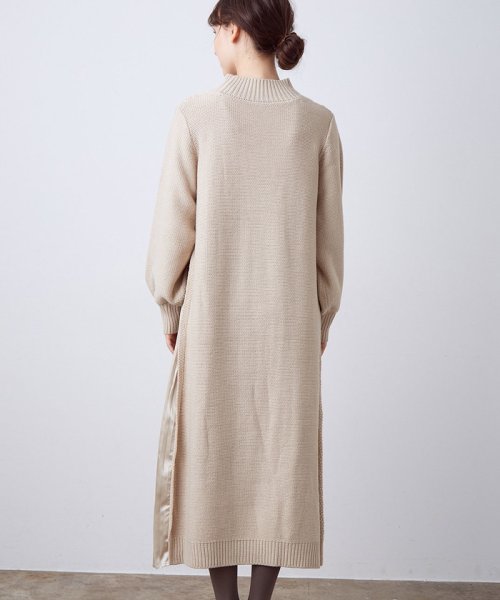 アシンメトリープリーツサテンケーブルワンピース ビス Vis D Fashion アシンメトリープリーツサテンケーブルワンピース ビス Vis D Fashion