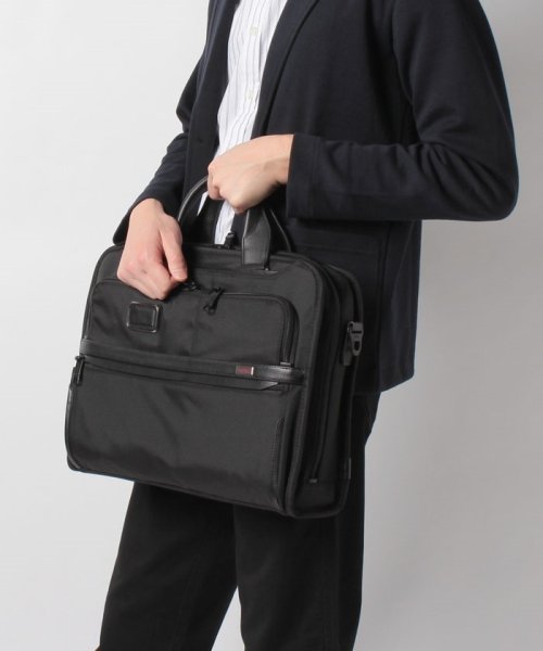 Alpha 3 オーガナイザー ポートフォリオ ブリーフ トゥミ Tumi D Fashion