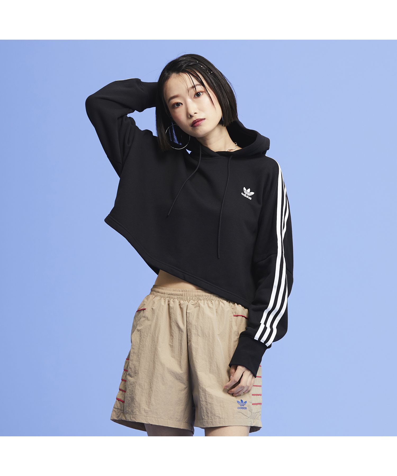 adidas アディダス クロップドパーカー