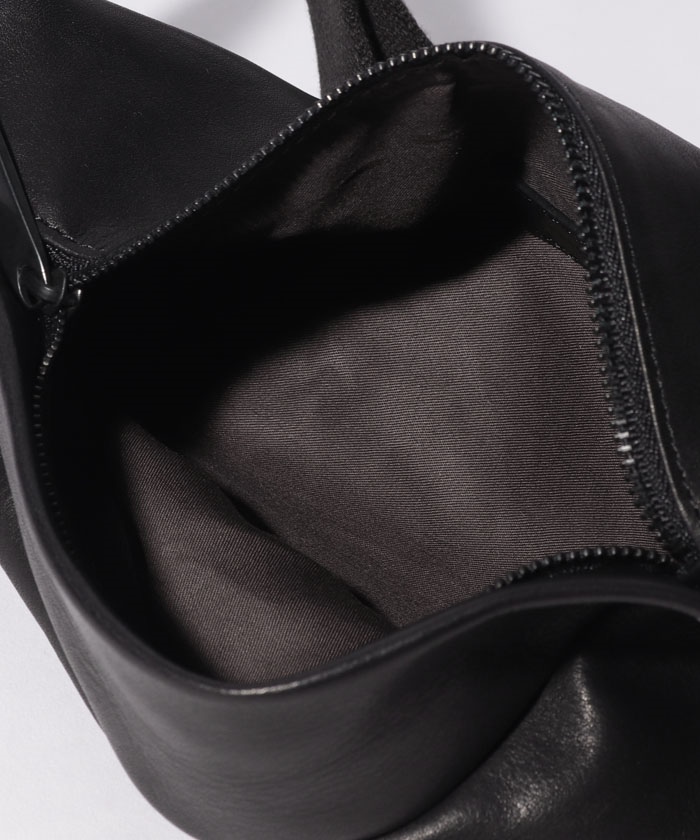 Leather small waist bag 'demi cercle' 19(503727494) | パトリック ...