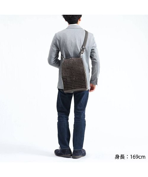 正規取扱店】アニアリ ボディバッグ aniary ショルダー バックパック 3WAY Tint Embossing Leather A4 27-07000(503742519) | アニアリ(aniary) - d fashion