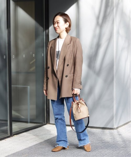 Grise レザースクエアハイバンプフラットミュール ル タロン Le Talon D Fashion Grise レザースクエアハイバンプフラットミュール ル タロン Le Talon D Fashion