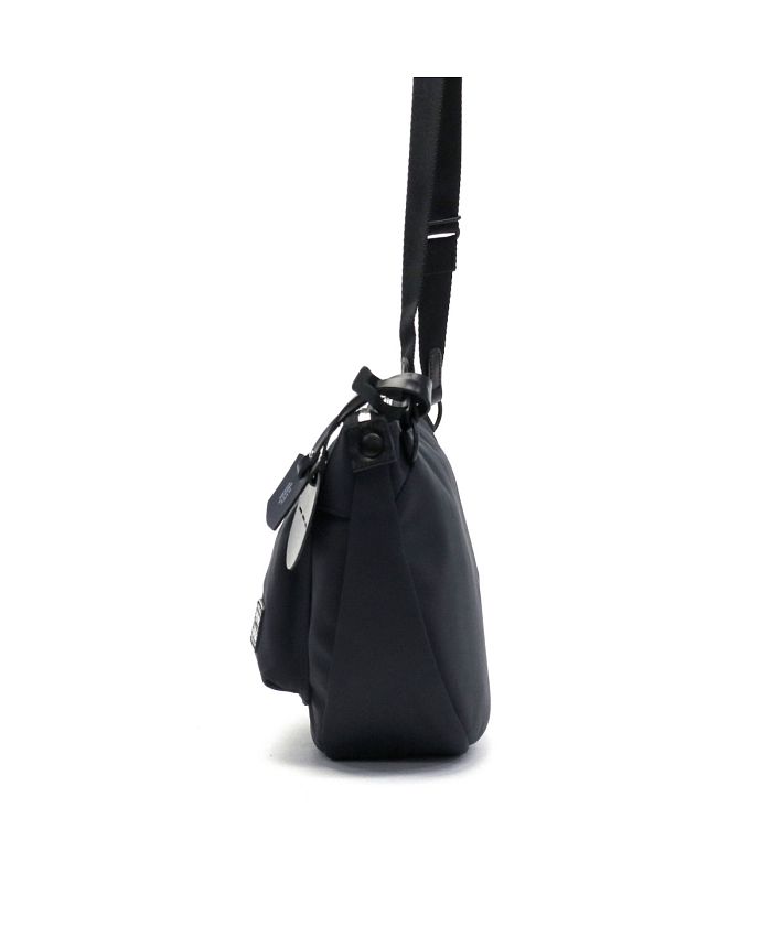 ちんちろりん様専用✨✨美品✨PORTER ブラック ショルダーバッグ