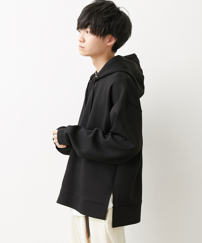 こめ×JUNRed】フラッフィーフーディープルオーバー(タンクトップ
