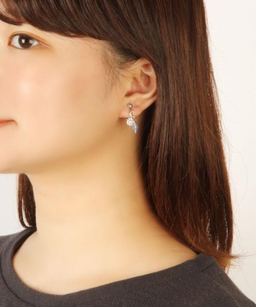 大人可愛いガラスアクセサリー クリスタル 花ガラスイヤリング ワイスチャーム Wythecharm D Fashion 大人可愛いガラスアクセサリー クリスタル 花ガラスイヤリング ワイスチャーム Wythecharm D Fashion