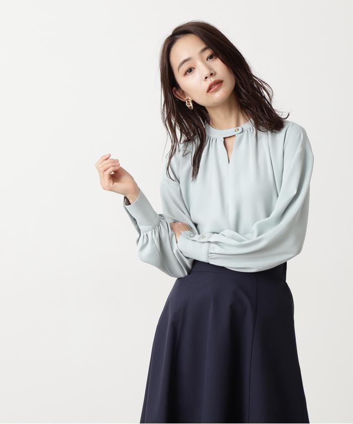 イエナ IENA エステルトロクルーネックブラウス ナチュラル