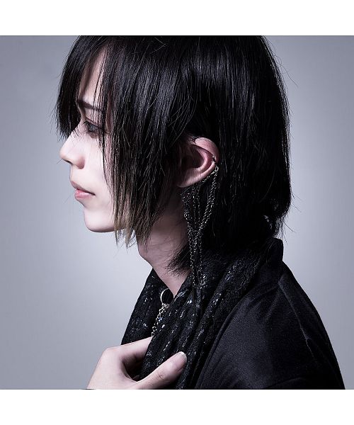 CIVARIZE/シヴァーライズ』リングZIPデザイン6分袖テーラード