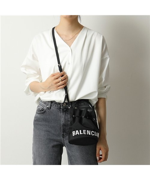 セール Balenciaga バレンシアガ H852n Wheel Xs ドローストリング バケットバッグ ショルダーバッグ ポシェット 巾着 鞄 1 バレンシアガ Balenciaga D Fashion
