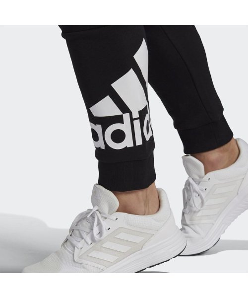 エッセンシャルズ フレンチテリー テーパード カフ ロゴパンツ Essentials French Terry Tapered Cuff Logo Pant アディダス Adidas D Fashion エッセンシャルズ フレンチテリー テーパード カフ ロゴパンツ Essentials French Terry Tapered Cuff Logo Pant アディダス Adidas D Fashion