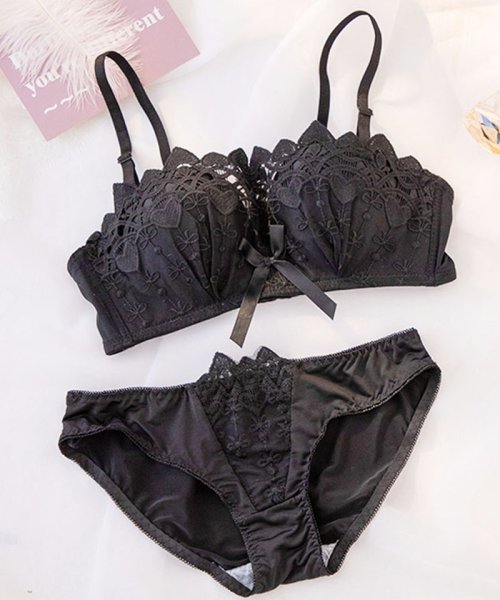 セール ハートレースブラ ブラジャーショーツセット リボン ノンワイヤー 下着 インナー 楽ちんブラ かわいい ベアブラジャー カジュアル ランジェリー セイヘイショップ Seiheishop D Fashion
