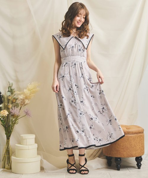 セール 30 Off フラワープリントセーラーカラーワンピ ノエラ Noela D Fashion セール 30 Off フラワープリントセーラーカラーワンピ ノエラ Noela D Fashion