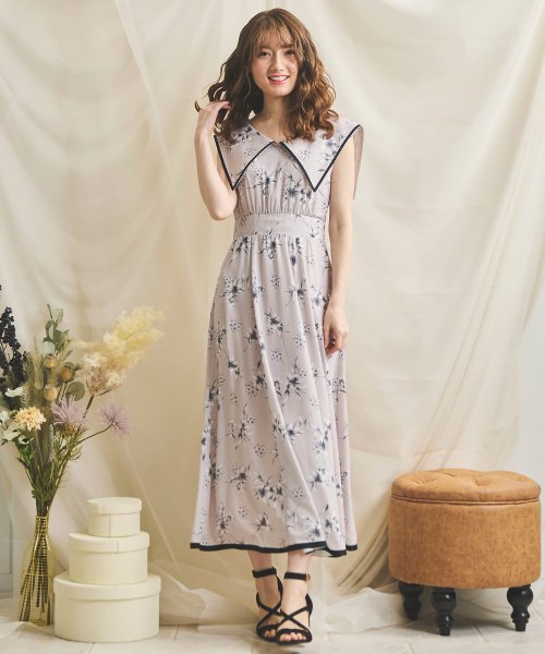 セール 30 Off フラワープリントセーラーカラーワンピ ノエラ Noela D Fashion セール 30 Off フラワープリントセーラーカラーワンピ ノエラ Noela D Fashion