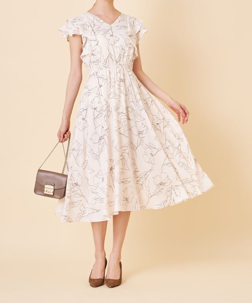 クーポン ラッフルフリルラインフラワーvネックワンピース トッコクローゼット Tocco Closet D Fashion