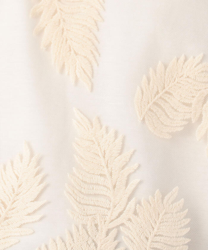 セール 40%OFF】チュールエンブロイダリーコンビ クルーネック