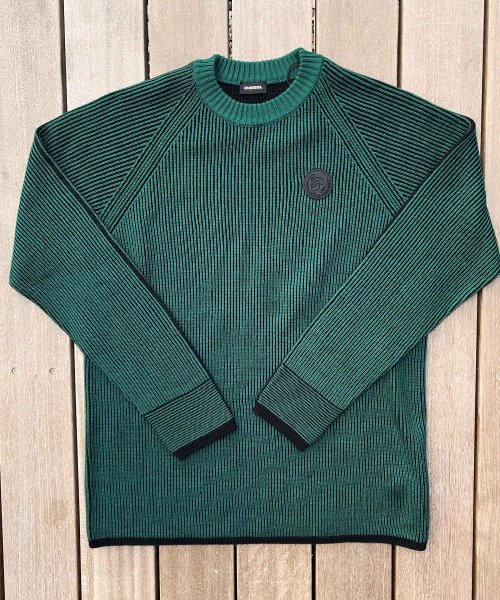 DIESEL(ディーゼル)クルーネックニット ストライプ ワッペン K-BLEND
