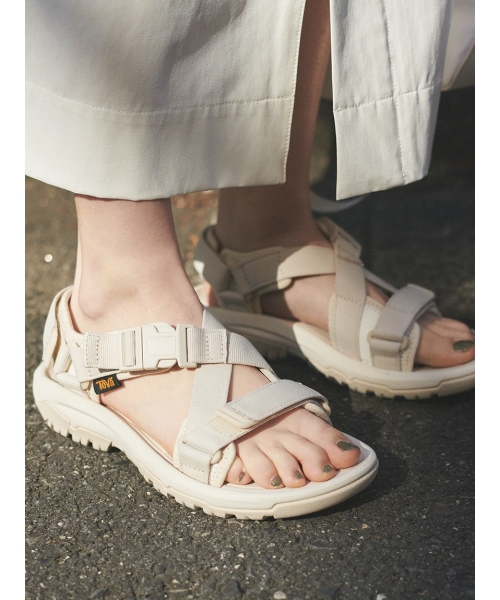★追跡&関税込【TEVA】レディースHURRICANE VERGE Women's Hurricane Verge Sandal | Teva®