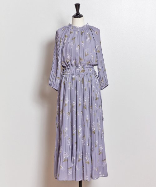 セール 美人百花3月号掲載 スズランプリントプリーツワンピース ノエラ Noela D Fashion セール 美人百花3月号掲載 スズランプリントプリーツワンピース ノエラ Noela D Fashion