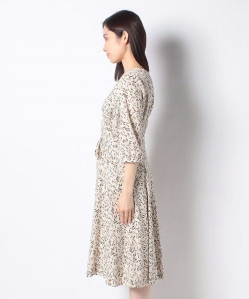 セール 50 Off 小花プリントカシュクールワンピース カールパークレーン Karl Park Lane D Fashion
