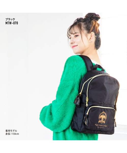 ツイステッドワンダーランド ツイステ ディズニー リュック デイパック レディース 女子 キャラクター グッズ 大人 大学生 高校生 中学生 小学校 リ ランナー Runner D Fashion