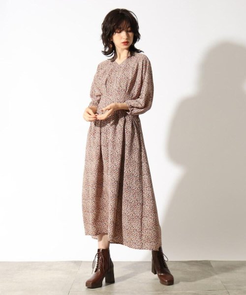 セール ウエストタックvネックワンピース オゾック Ozoc D Fashion