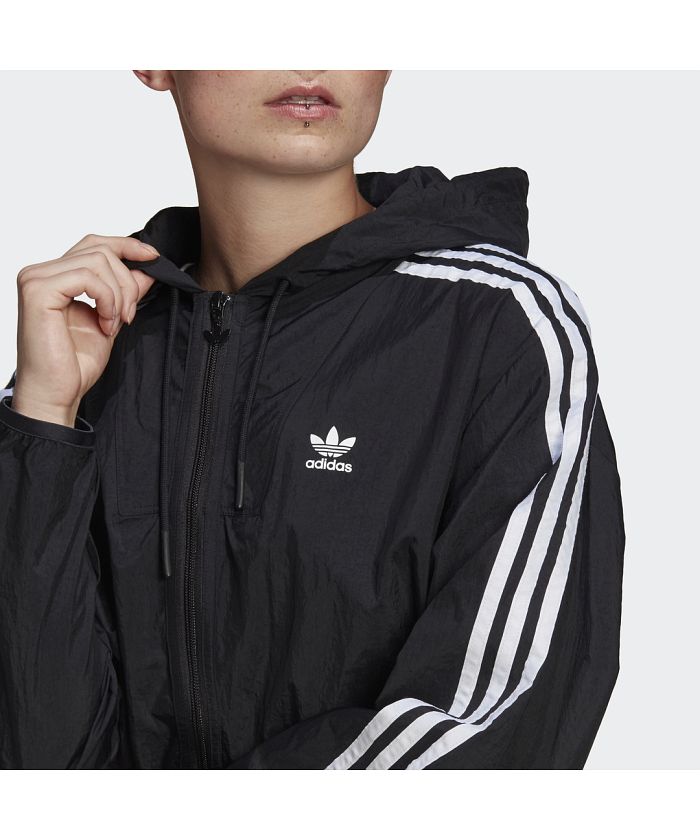 adidas originals ウインドブレイカー