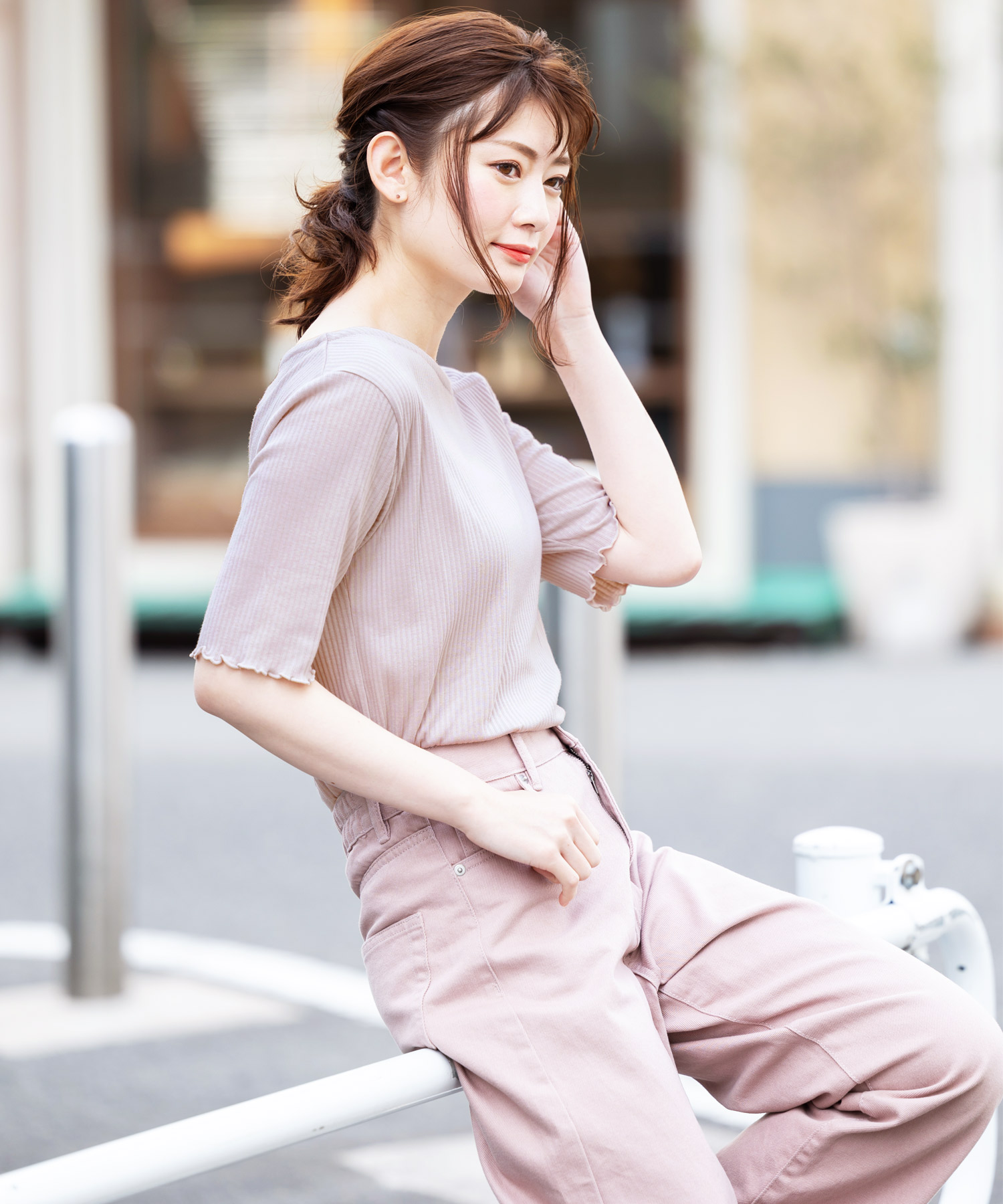 【関税込み】DVF★美シルエット★ Tori シャツ ミディドレス 黄 クーポン】ワンショルダー風 tシャツ レディース トップス 5分袖