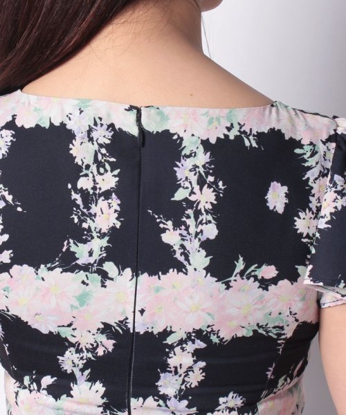 セール 80 Off マーガレットチェックワンピース レッセ パッセ Laisse Passe D Fashion セール 80 Off マーガレットチェックワンピース レッセ パッセ Laisse Passe D Fashion