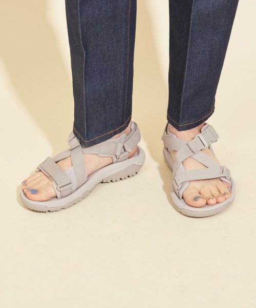 セール15 Off Teva テバ Hurricane Verge ハリケーンバージ サンダル ビューティアンドユース ユナイテッドアローズ Beauty Youth United Arrows D Fashion セール15 Off Teva テバ Hurricane Verge ハリケーンバージ サンダル ビューティアンドユース ユナイテッドアローズ Beauty Youth United Arrows D Fashion