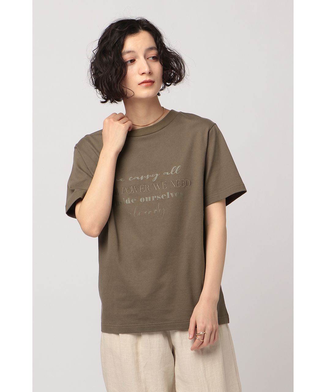 新品 ETRE TOKYO メッセージプリントTee Tシャツ 半袖 カットソー 新品 ETRE TOKYO メッセージプリントTee Tシャツ 半袖