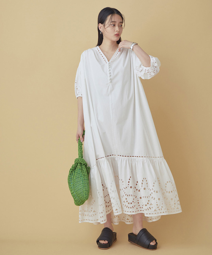 新品タグ付き フェイズエイト スカラップ 刺繍 ワンピース フロリス