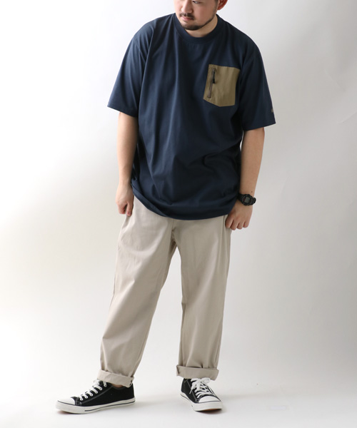 さりげないロゴ感が魅力【COACH】ポケット付きTシャツ COACH - COACH ロゴ刺繍ポケットから弾ける苺ちゃん ゆったり