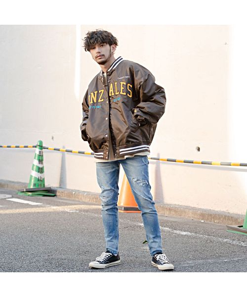セール】CavariA ペンキ飛ばしダメージ加工ストレッチスキニーデニム