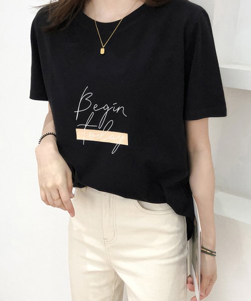 セール 落書き文字 ｔシャツ レディース 半袖 カットソー プリント おしゃれ トップス ラウンドネック ロゴtシャツ 着やせ ミニミニストア Miniministore D Fashion