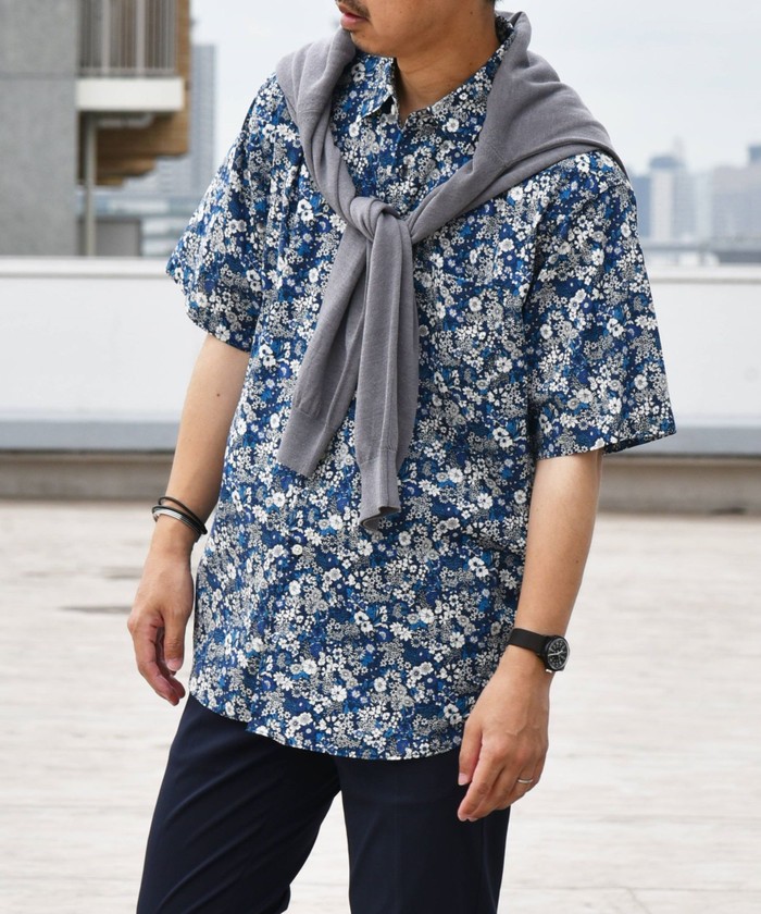 店内商品がすべてレジにて半額！！ セール 30%OFF】SHIPS any: RELAX 小花柄 レギュラーカラー 半袖 トップス