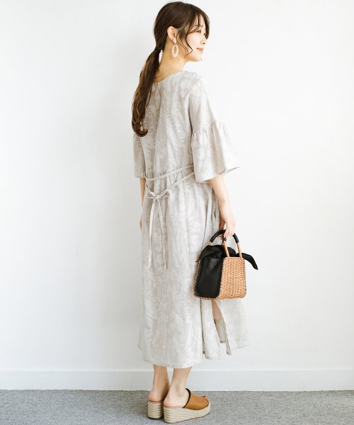 京都の浴衣屋さんと作った浴衣生地の羽織りにもなるワンピース ハコ Haco D Fashion 京都の浴衣屋さんと作った浴衣生地の羽織りにもなるワンピース ハコ Haco D Fashion