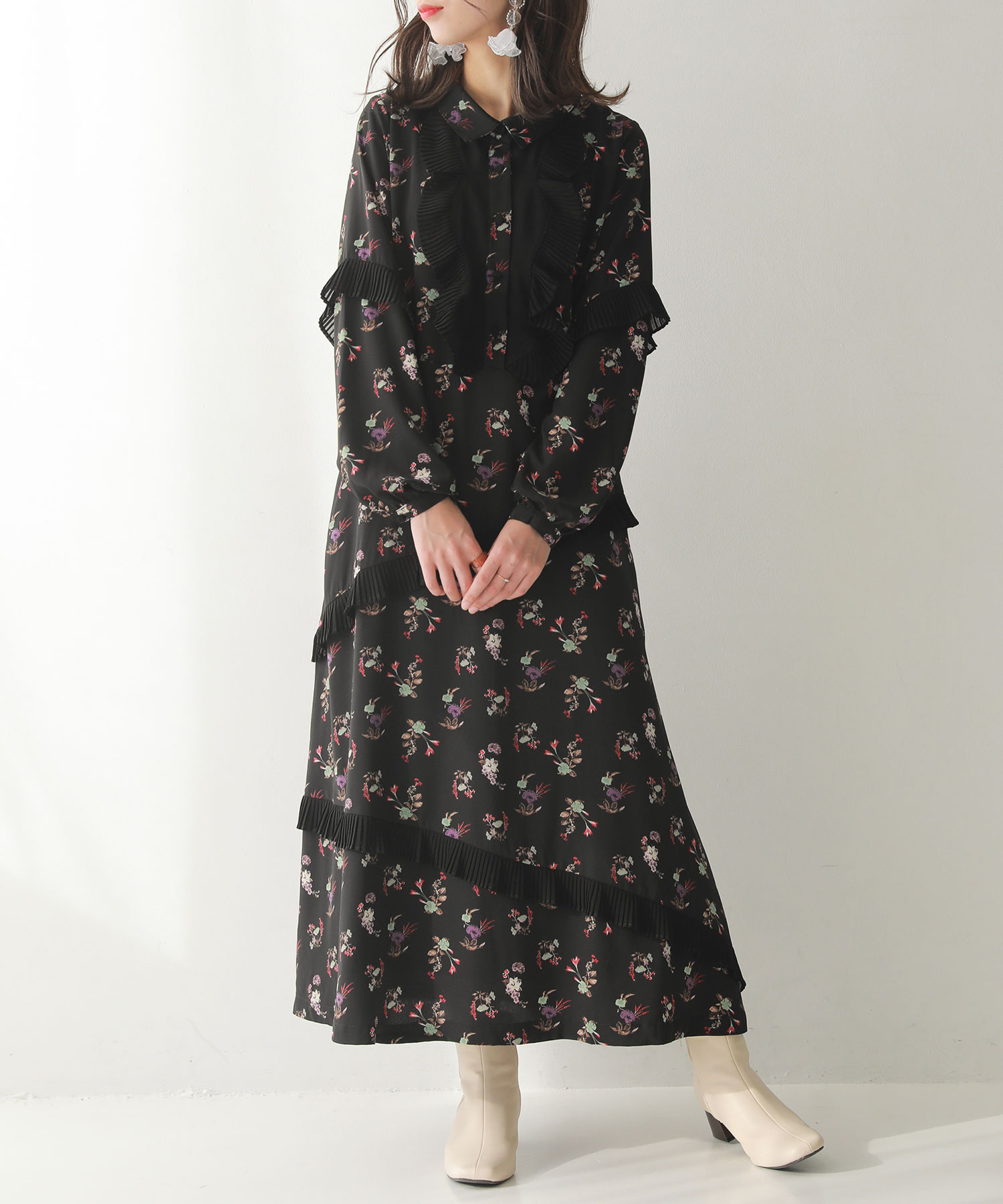 ラッフルプリーツ花柄ワンピース』(502943293) | オシャレウォーカー