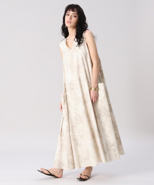 セール70 Off Ined30th スタイリスト 辻直子コラボ マーブルプリントワンピース 辻直子さん着用レングス 132cm イネド Ined D Fashion