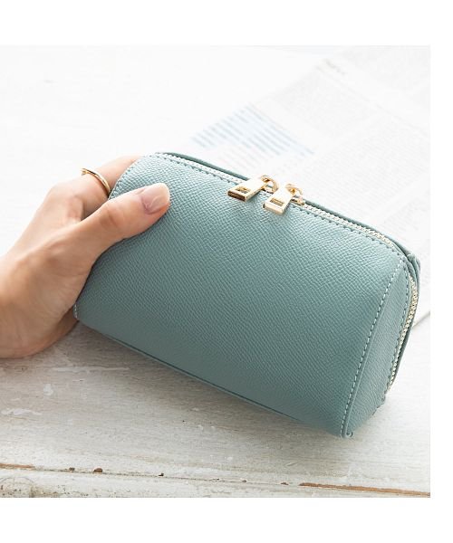 ニュアンスカラーが大人っぽい たっぷり収納ポーチ クリームドット Cream Dot D Fashion