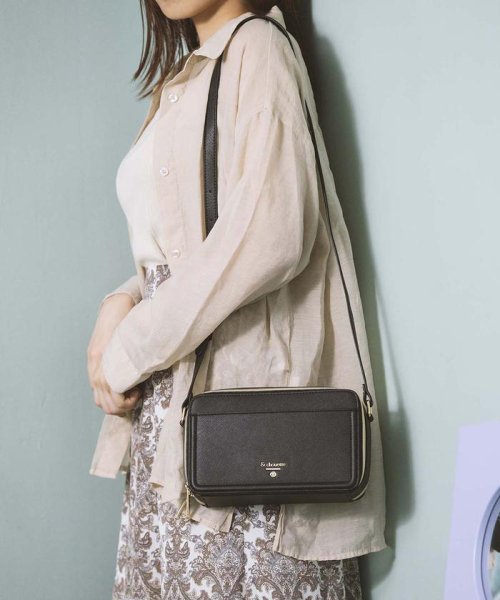 お財布機能付きスクエアショルダーバッグ アンドシュエット Chouette D Fashion お財布機能付きスクエアショルダーバッグ アンドシュエット Chouette D Fashion
