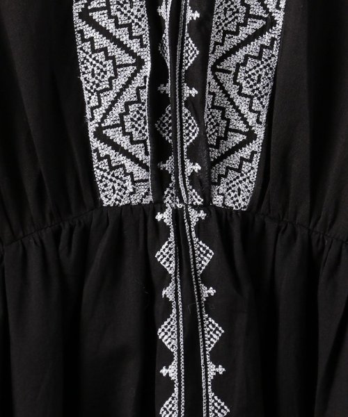 セール Ne Quittez Pas ヌキテパ コットンボイル レース刺繍 Vネック ワンピース Emmel Refines エメル リファインズ Emmel Refines D Fashion セール Ne Quittez Pas ヌキテパ コットンボイル レース刺繍 Vネック ワンピース Emmel Refines エメル リファインズ Emmel Refines D Fashion